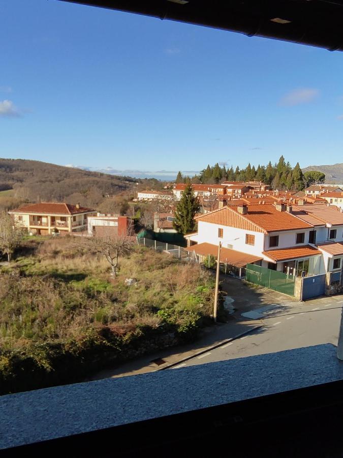 Casa Rural Puerta Del Sol II De 2 Habitaciones Candelario Esterno foto